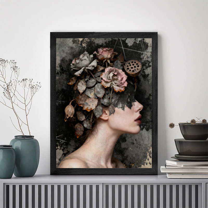 Art mural noir rétro avec femme et nature, impression de style surréel foncé, H 11 po x l 9 po