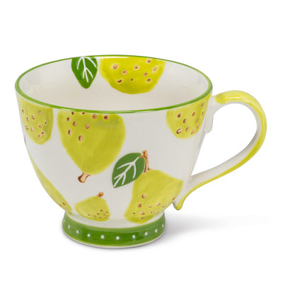Tasse de poire et poire