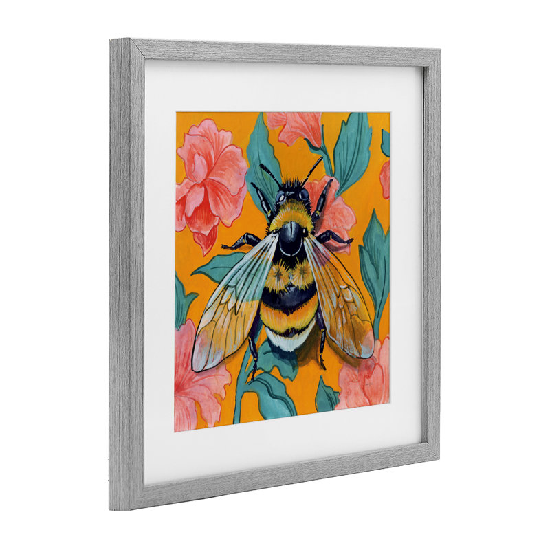«Bumble Bee & Flower», impression encadrée sous verre, design par Kate Jarvik Birch, Cadre de ferme gris, H 13 po x l 13 po