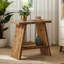 Table de bout en bois massif de 23,6 po avec tablette de rangement inférieure, table de chevet d'appoint compacte à 2 niveaux pour le salon et la chambre à coucher