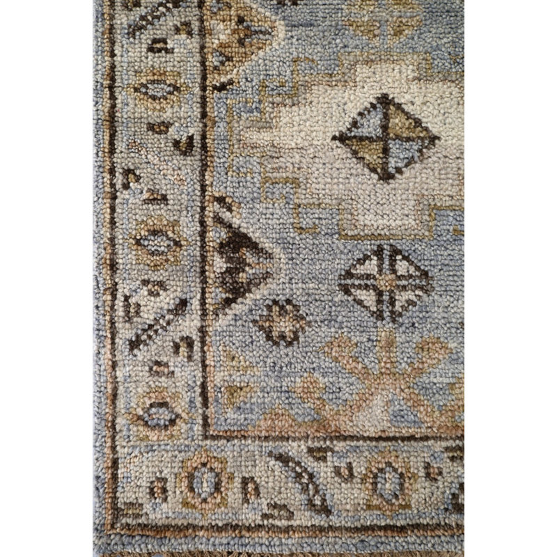 Oriental Area Rug in Gray