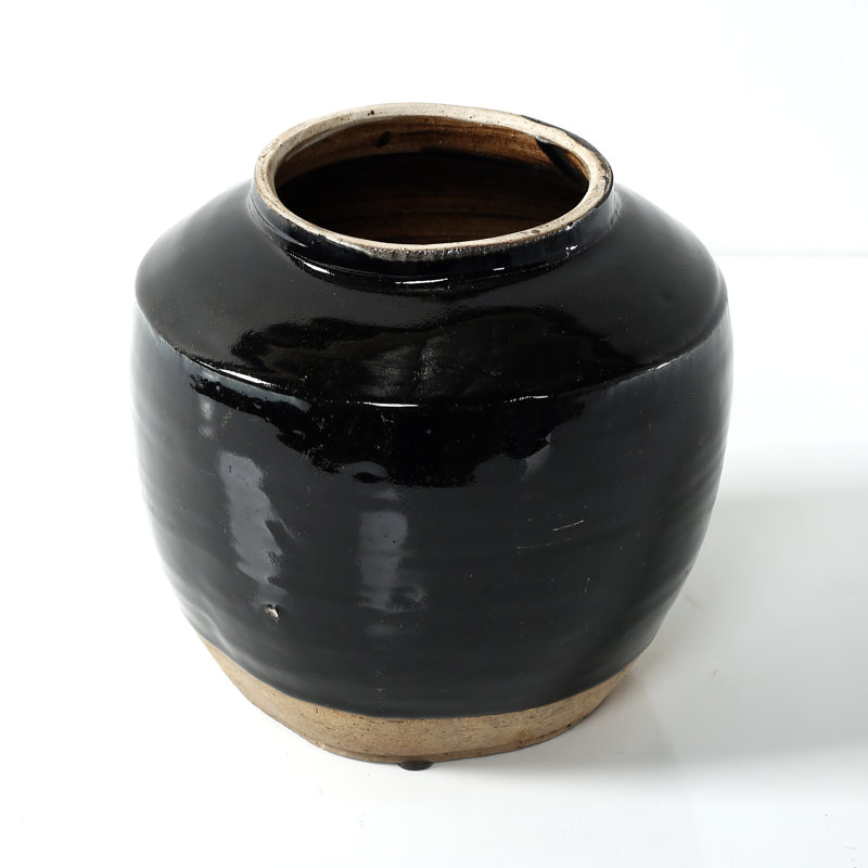 Kempinski Ceramic Planter, 8" H x 8" W x 8" D