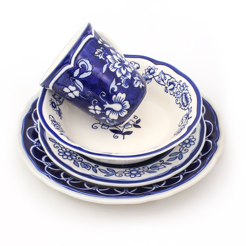 Service de vaisselle à motif de jardin bleu peint à la main de 16 articles Shana