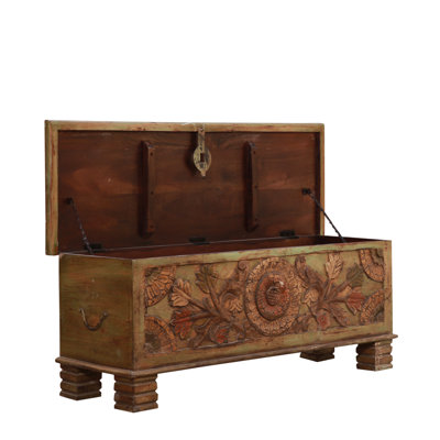 Dingle Accent Trunk