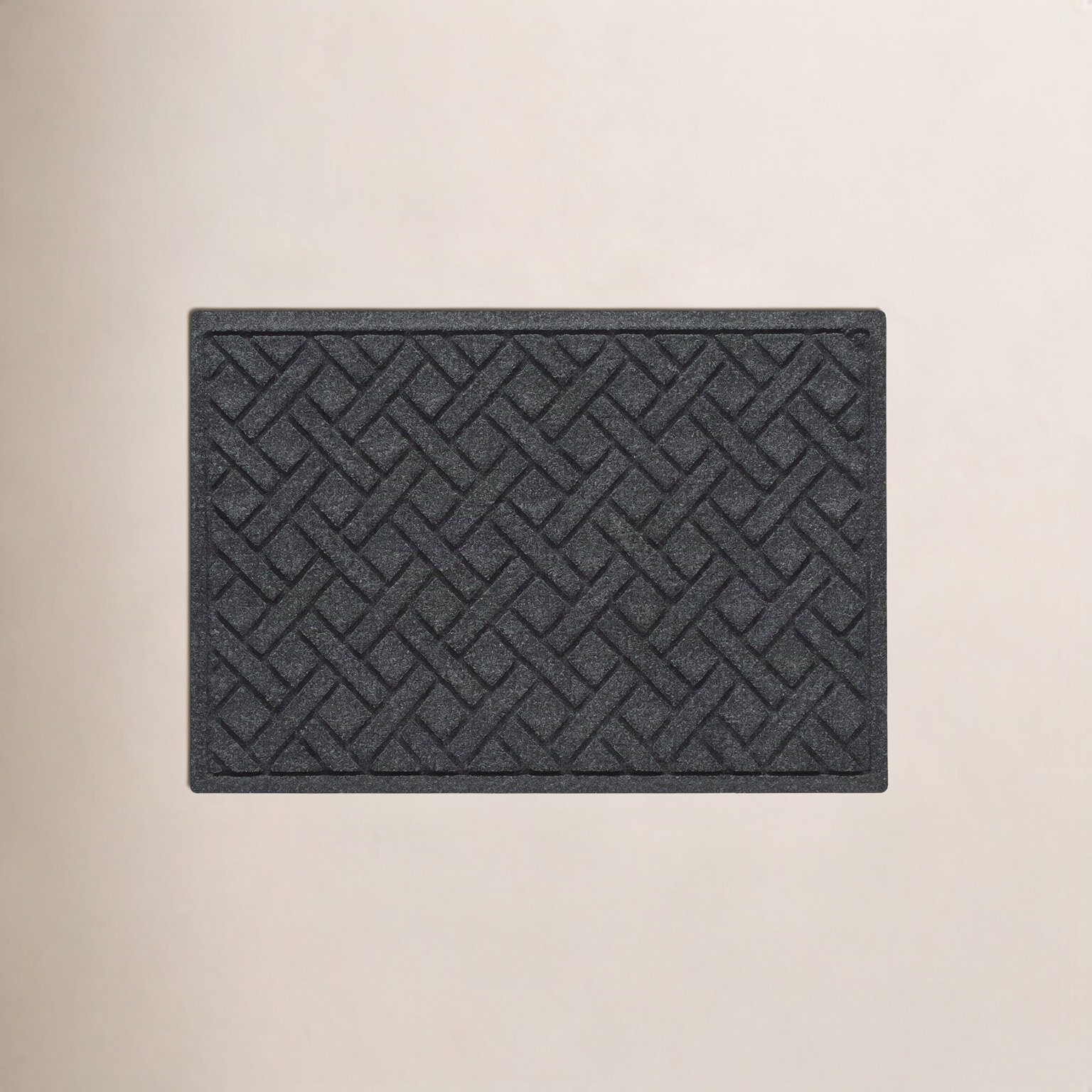WaterHog® Lattice Non-Slip Doormat, Charcoal, 0.375" H x 36" W x 24" D