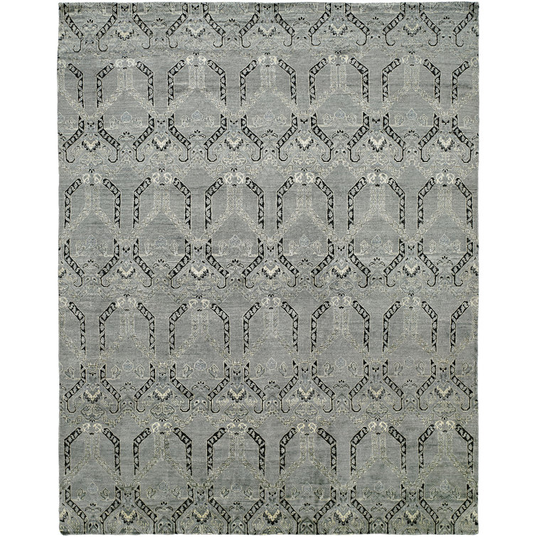 Damask Area Rug in Gray