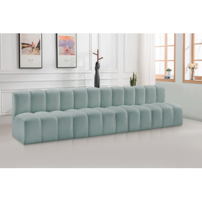 Hylee Upholstered 119'' Sofa