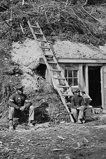 «africain american les soldats watching anti-bombe