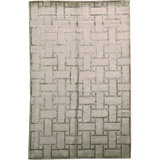 Geometric Area Rug in Light Gray/Brown