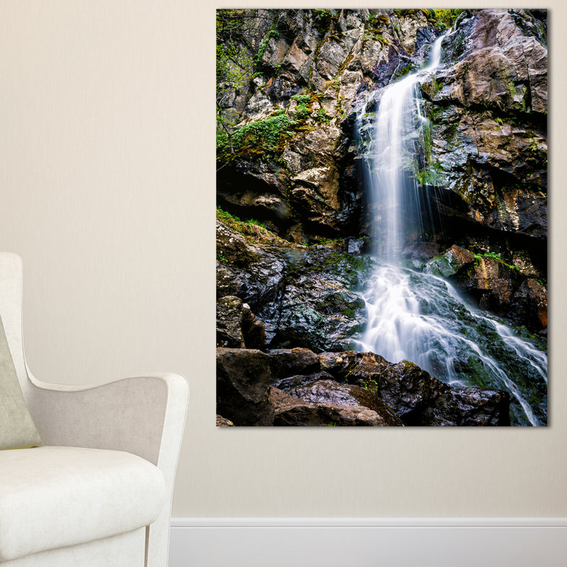 Cascade de sofia, reproduction de photo sur toile tendue, H 40 po x l 20 po x P 1po