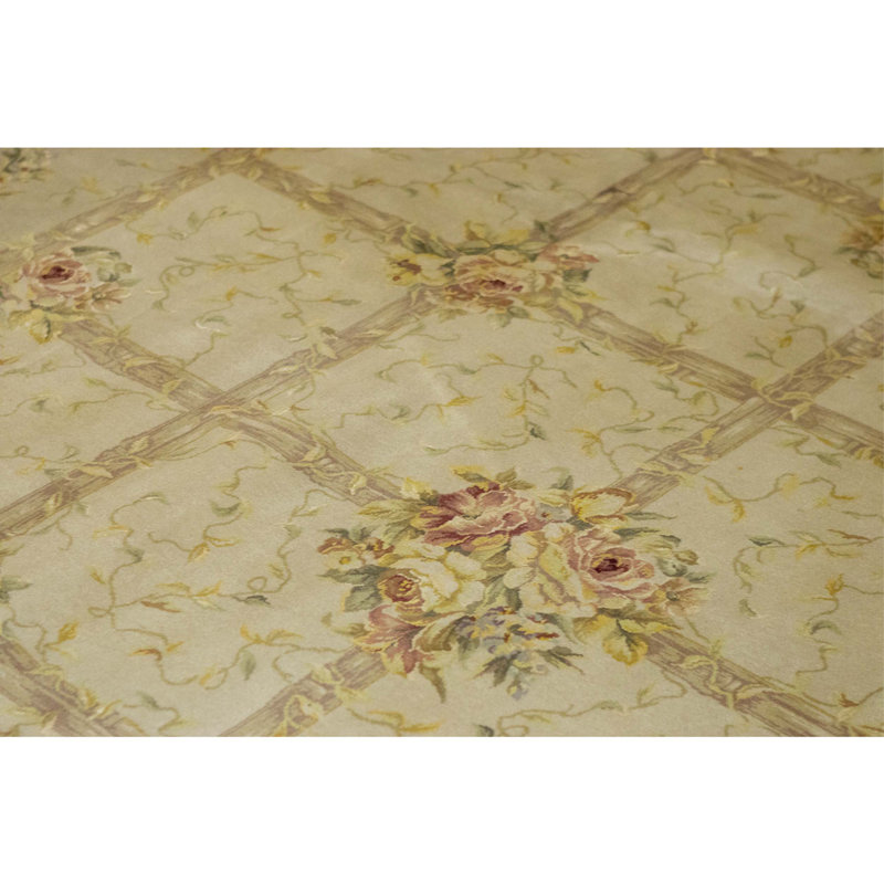 Hand Knotted Oriental Area Rug in Beige