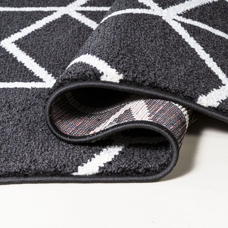 Tapis noir / blanc Mashawna, Tapis de couloir 2 pi x 8 pi