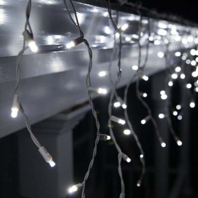 LED Twinkle Icicle Lights
