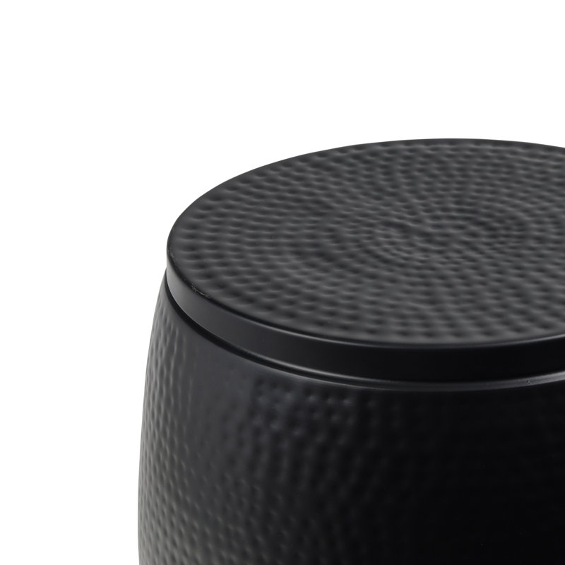 Table d'appoint en métal martelé avec couvercle Merida, Matte Black