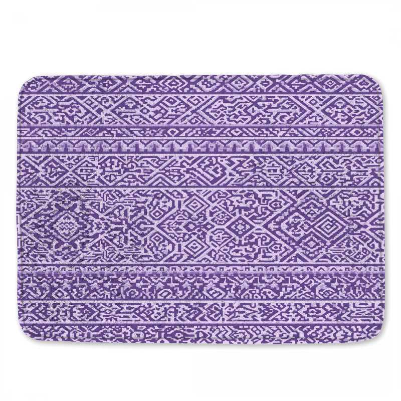 Tapis de bain mauve à mosaïque complexe, L 24 po x L 17 po