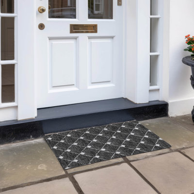 Maliana Washable Geometric Indoor / Outdoor Rug