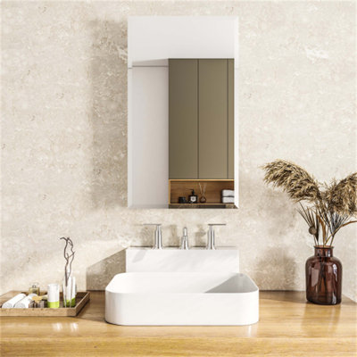 Miroir de salle de bain avec tablettes