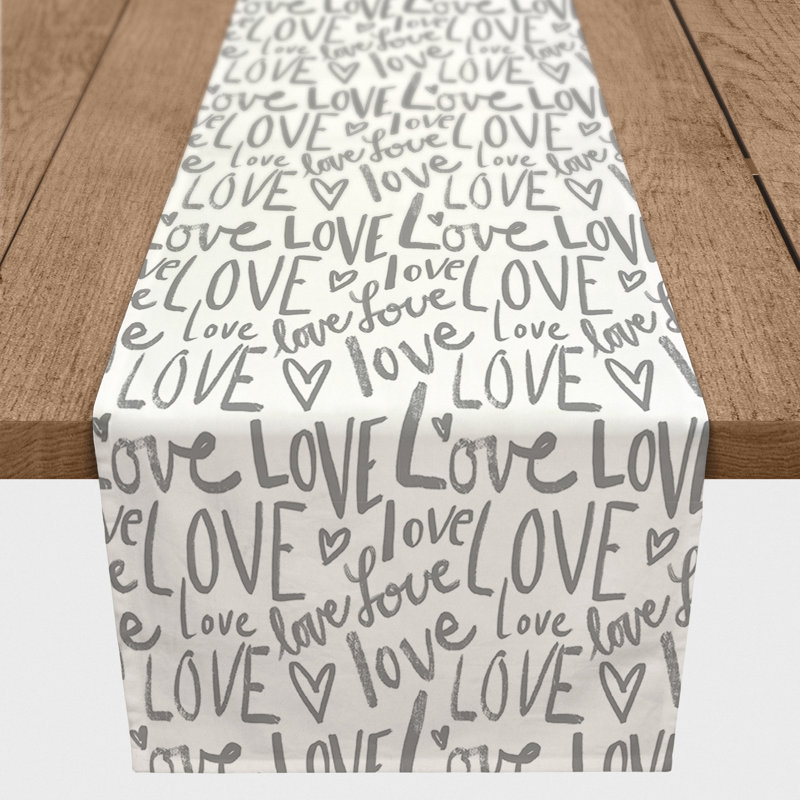 Chemin de table Love, L 90 po x l 16 po