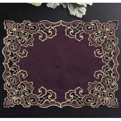 Onetha Elegant Table Runner and Placemats of Granada Collection for Stylish and Luxurious Christmas Decor