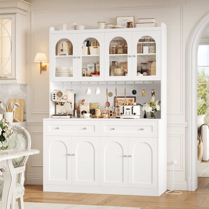 Armoire de cuisine de 73 pouces avec prise intégrée et borne de recharge, White