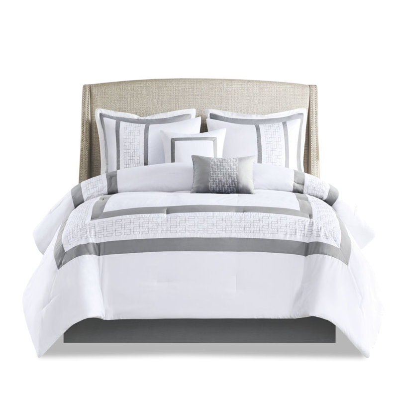 Très grand lit brodé 8 pièces - Accents sophistiqués, rembourrage 8 détails gracieux, microfibre, Blanc