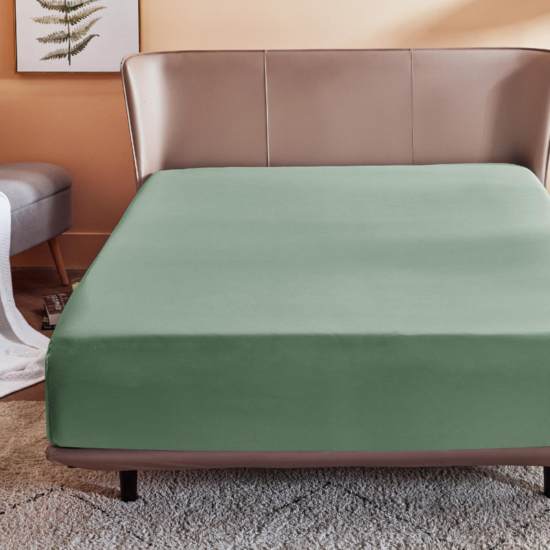 Bedsure Bed Fitted Sheet With 16 Inch Deep Pocket, King Fitted Sheet, Sage Green