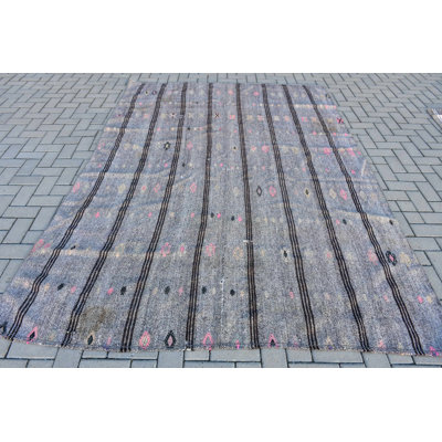 Grand tapis kilim turc vintage en laine fait à la main en gris avec un motif de tapis bohémien et un décor de sol antique de style Anatolien avec un motif tribal