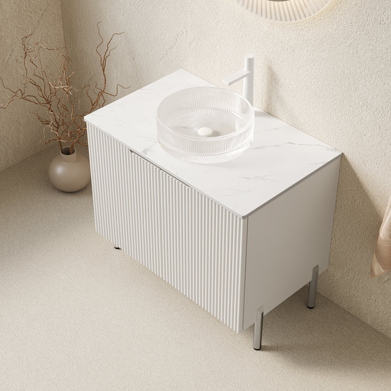 Meuble-lavabo de salle de bain 30 po avec lavabo, meuble-lavabo autoportant avec 2 portes Turio et comptoir artificiel blanc Carrara