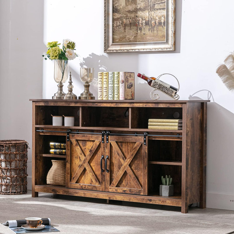 Cabinet de café avec porte de grange coulissante rustique, armoire de rangement avec prise de courant, buffet pour la cuisine, la salle à manger ou le vestibule