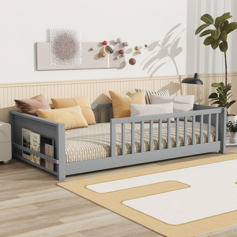 Lit plateforme simple au sol, gris
