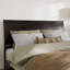 Lit plateforme en bois massif avec pied de lit assorti Ambrey-864761705-864761704