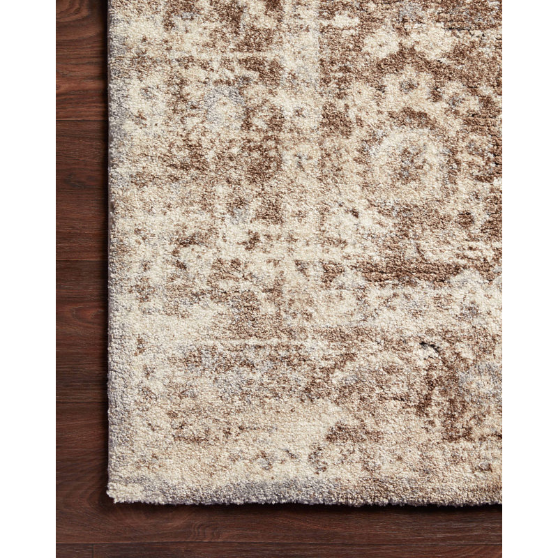 Vaghinag Oriental Indoor Rug, Rectangle 2'7" x 4'