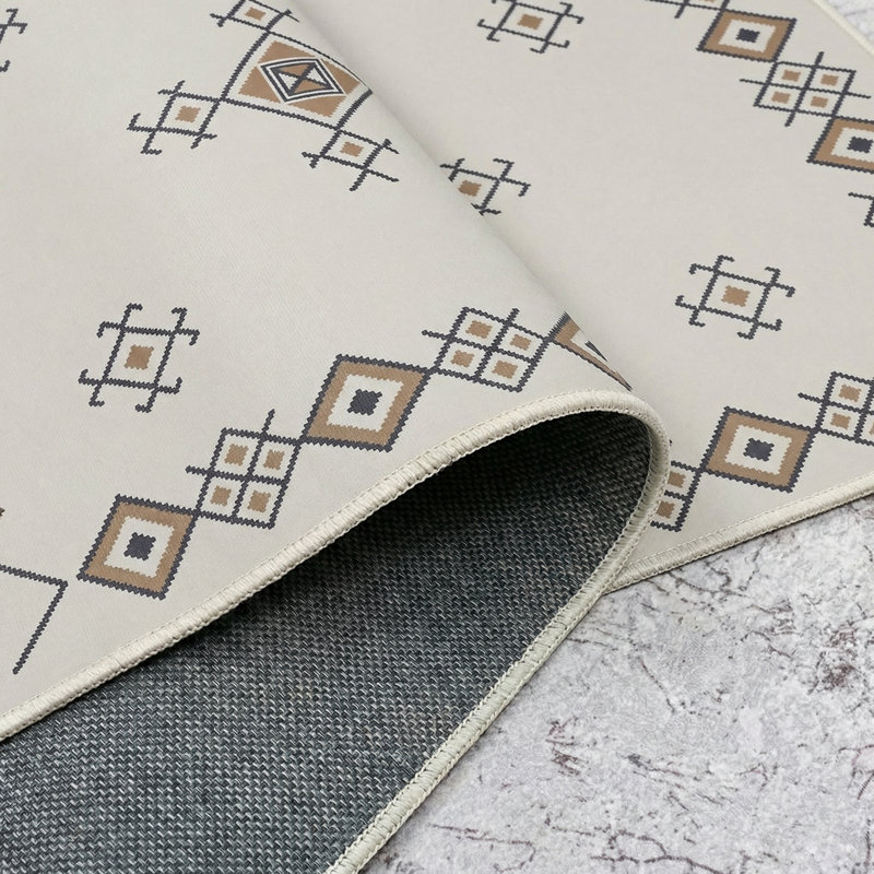Tapis à motif géométrique marocain beige Thambiah, Rectangle 3 pi 4 po x 6 pi 7 po