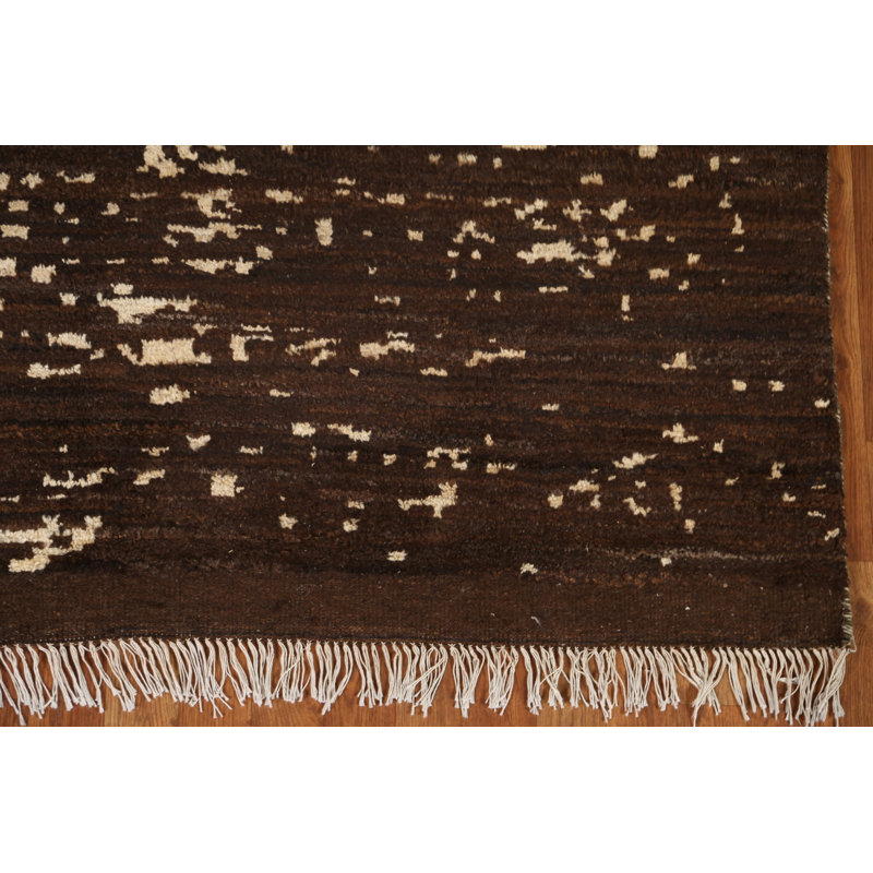 Tapis oriental brun foncé fait à la main 6 x 9