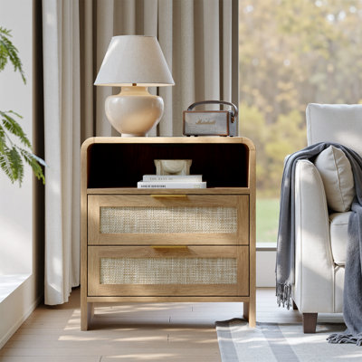 Table de chevet en rotin avec station de charge, grande table de chevet de 23 po avec 2 tiroirs en rotin avec prise pour chambre à coucher