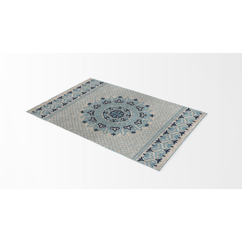 Tapis floral intérieur / extérieur bleu, Rectangle 5 pi 3 po x 7 pi 7 po
