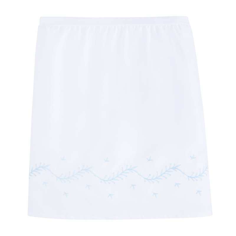 Jupe de lit de bébé brodée Sky