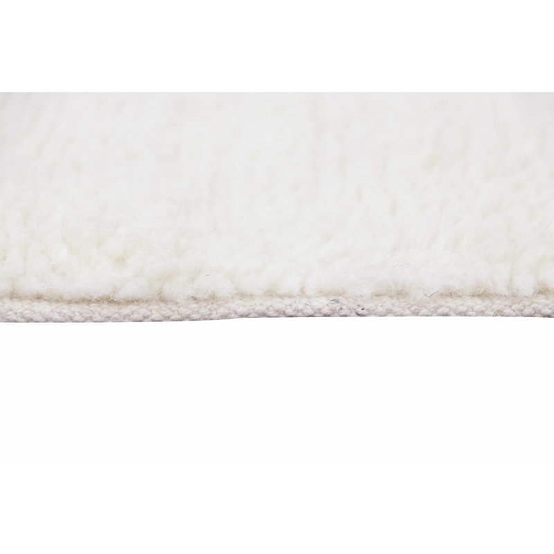 Sheep Of The World Hand Tufted Wool Area Rug in Sheep White, Rectangle 6'7" x 9'10"