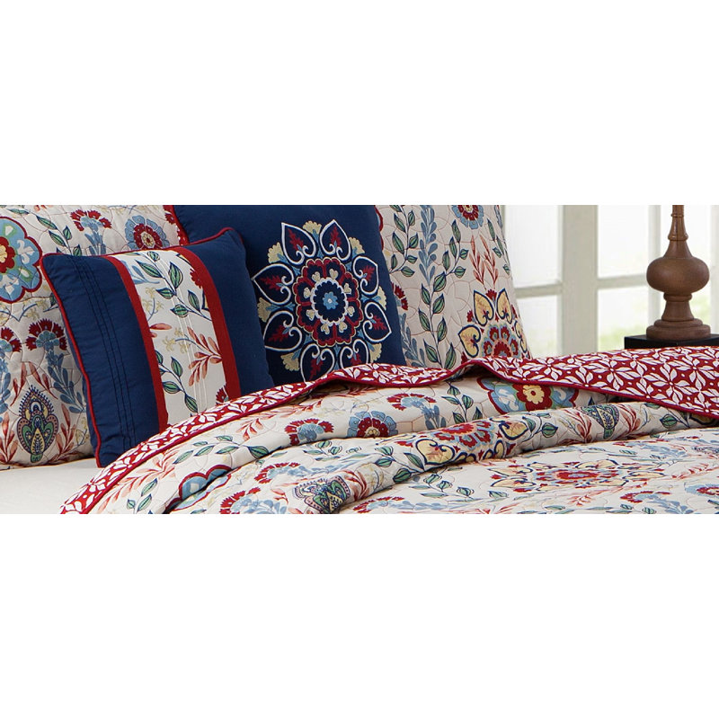 Traditional Polyester Jersey Knit Floral Quilt, Twin Quilt + 2 Shams + 2 Throw Pillows