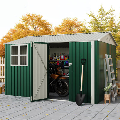 Remise de rangement 10X8 pi avec fenêtres croisées et portes doubles