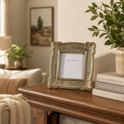 Traditional Scalloped Metal Picture Frame for Living Room or Entryway Display - Decorative Photo Accent for Console Table Styling - Gold