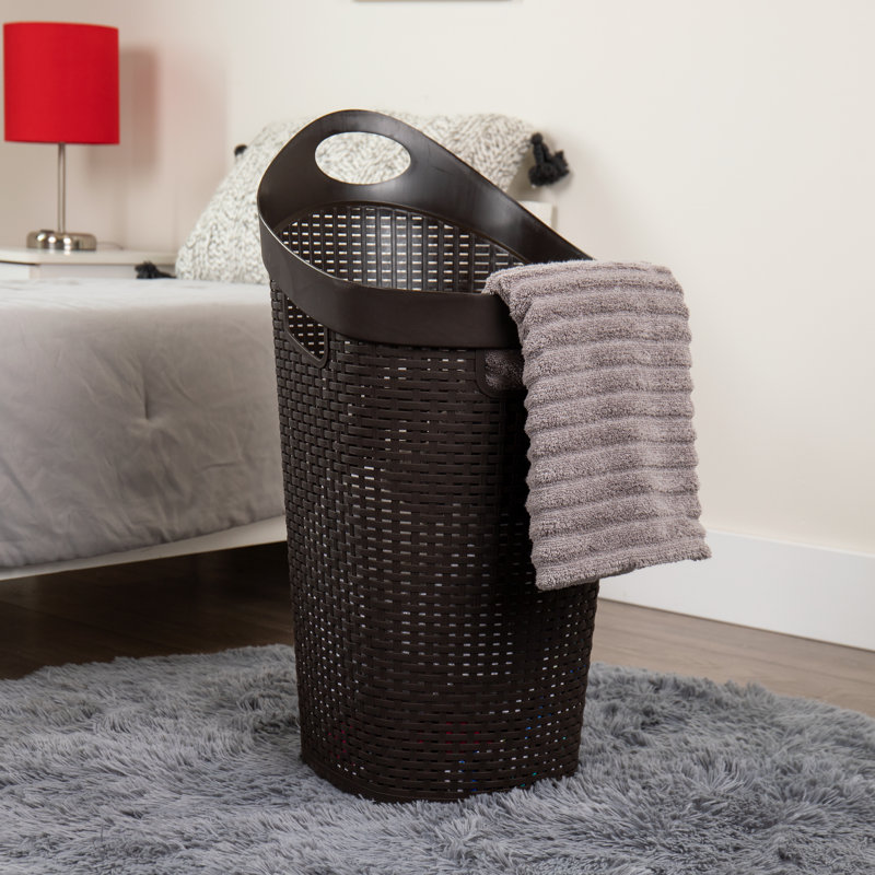 Brown Wicker Rolling Laundry Hamper with Lid and Wheels