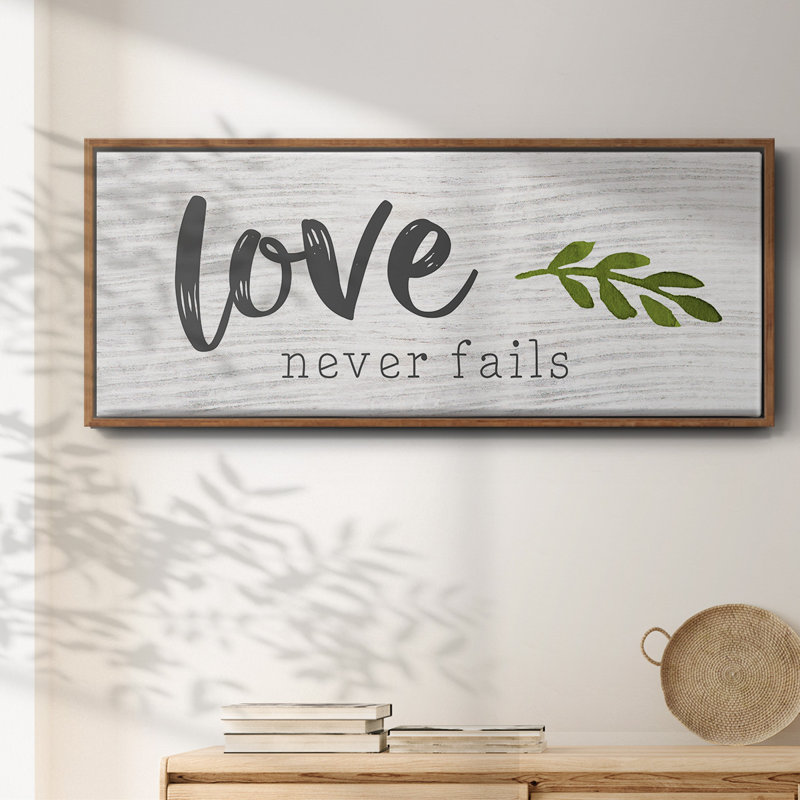 Love Love Fails - Toile encadrée, H 20 po x l 50 po