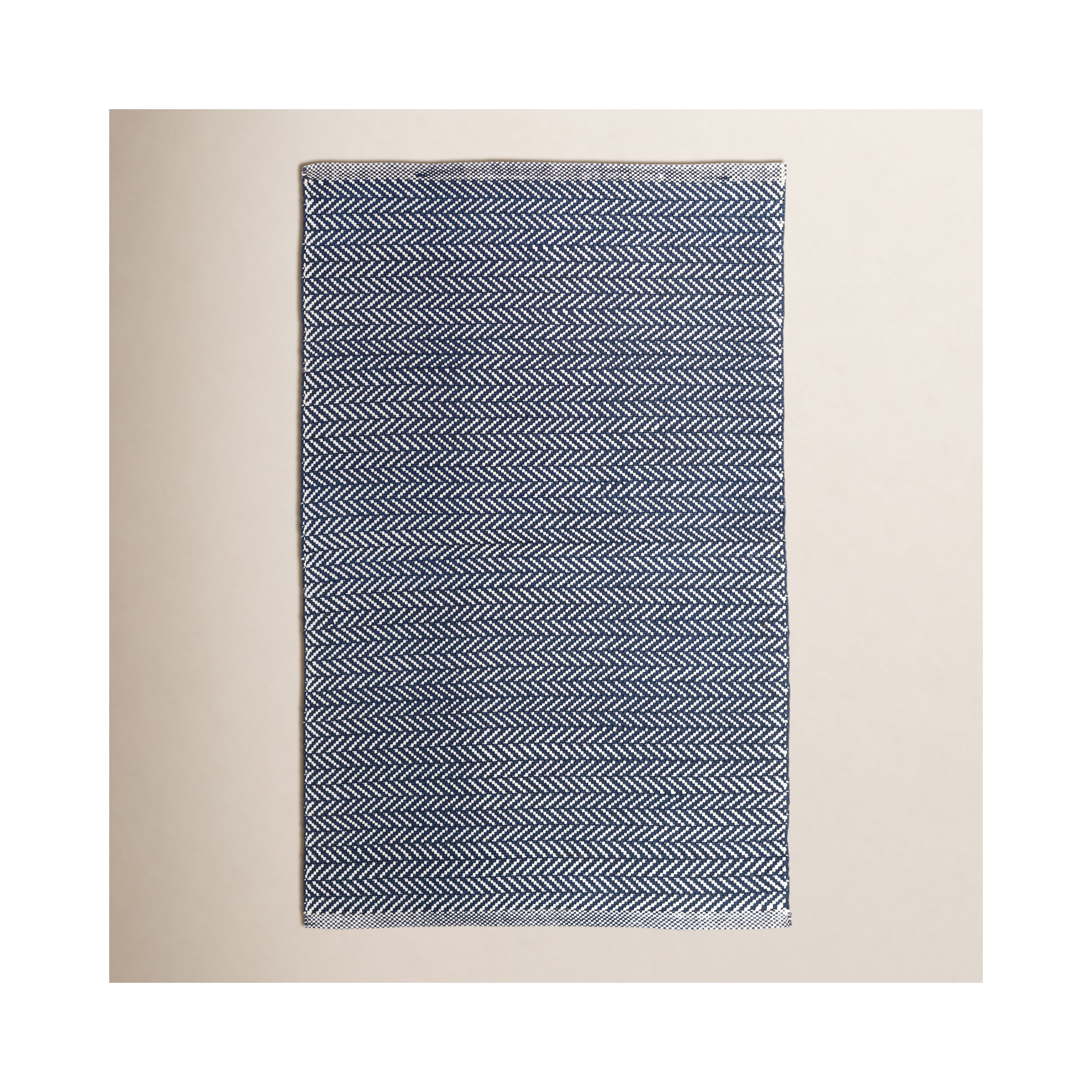Herringbone Indigo/White Handwoven Indoor/Outdoor Rug, Rectangle 7'6" x 9'6"