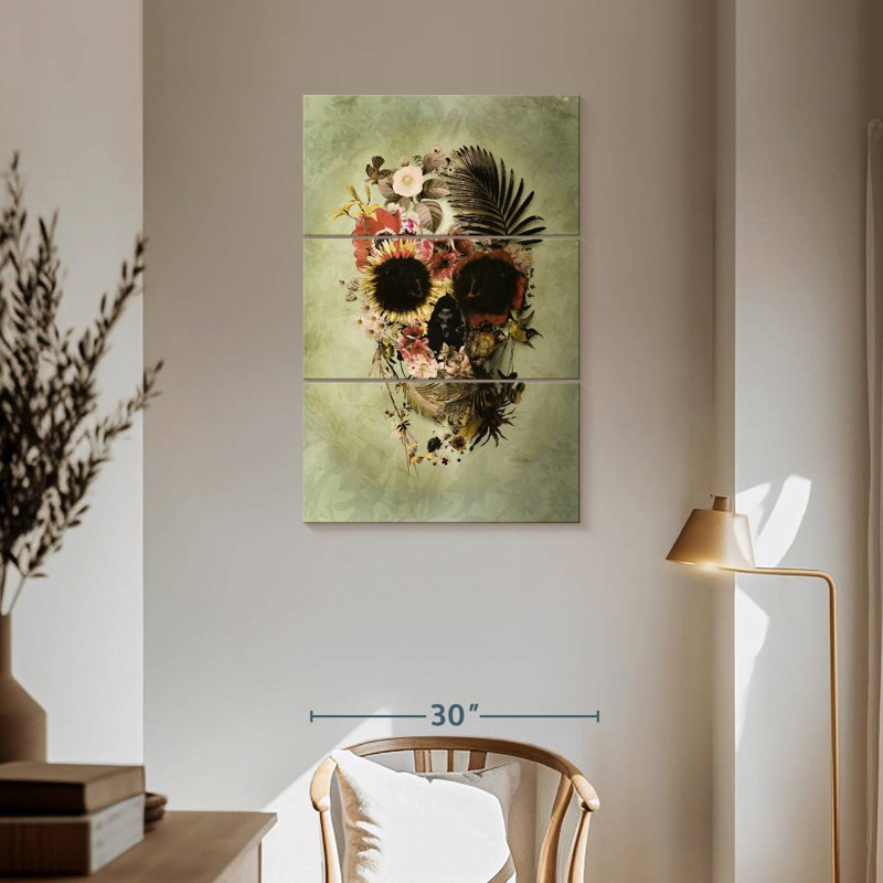 Hitzel Garden Skull Light, 74" H x 48" W
