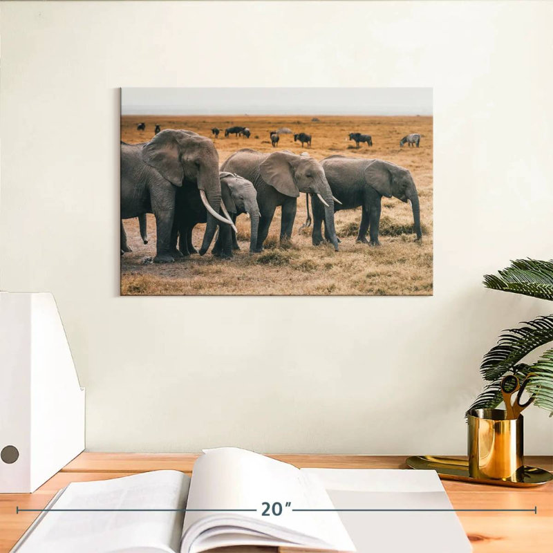 Troupeau d'éléphants Bramos Amboseli, H 8 po x l 12 po