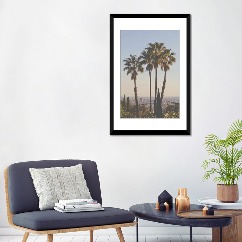 «L.A. «II» par Luke Anthony Gram, impression sur toile tendue, H 24 po x l 16 po x P 1 po, Papier d'art encadré noir, Blanc