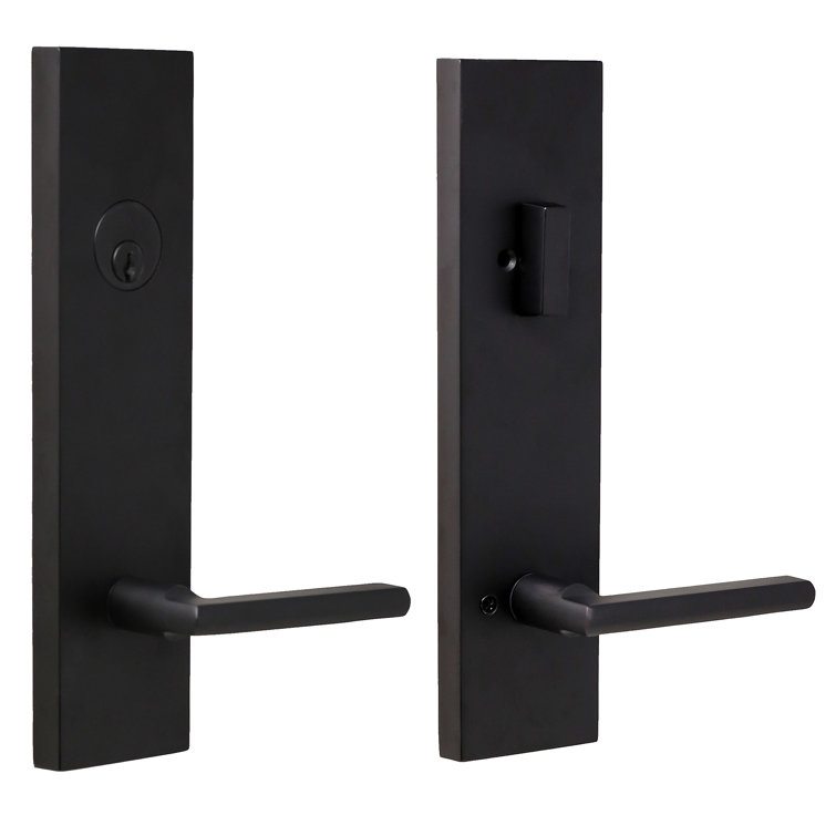 Trasitional Handleset with Deadbolt and Door Rosette