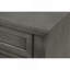 Commode verticale avec boutons décoratifs et pieds en oignon-454077902