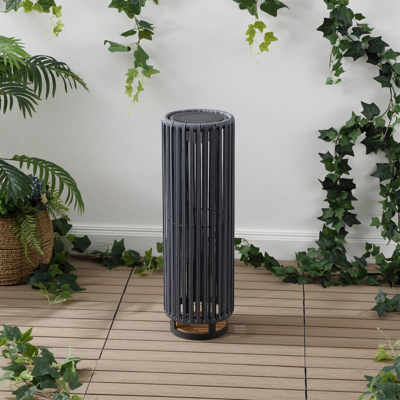 Lanterne à énergie solaire intégrée à l'intérieur et à l'extérieur à DEL 26,75 po Sawara, Noir/gris